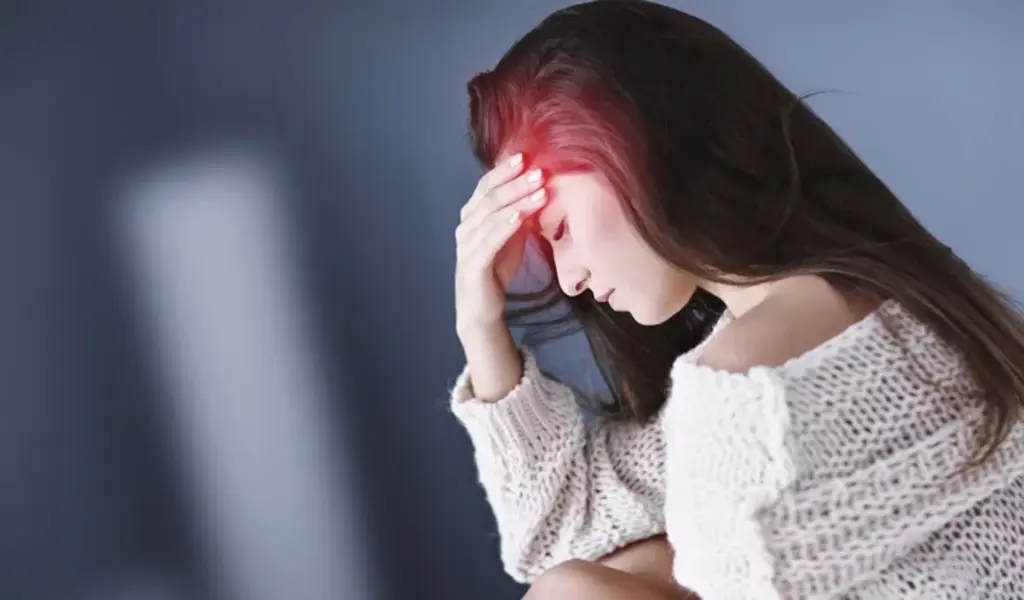 5 สัญญาณอันตราย เมื่อ headache คือความเสี่ยง ของหลอดเลือดสมองโป่งพอง