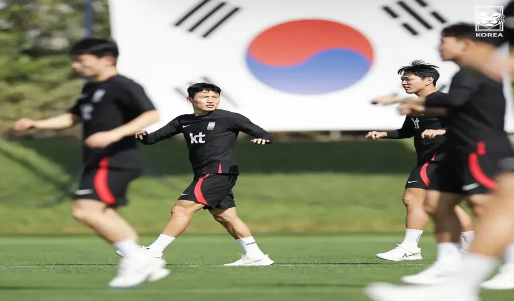 ดูบอลสด - อุรุกวัย พบ เกาหลีใต้ ฟุตบอลโลก 2022