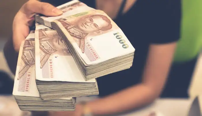 เงินบาทและดอลลาร์สิงคโปร์แข่งขันกันเพื่อชิงตำแหน่งสกุลเงินที่แข็งแกร่งที่สุดในภูมิภาค
