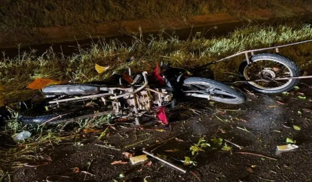 อุบัติเหตุจราจร: ฝนกระหน่ำคร่าชีวิตคนงานพม่า 2 คนในไทย