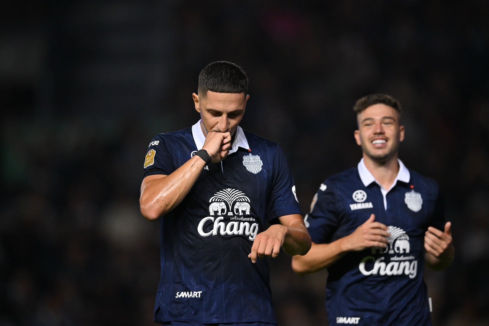 บุรีรัมย์ ยูไนเต็ด ถล่ม สิงห์เชียงราย ยูไนเต็ด 8-1