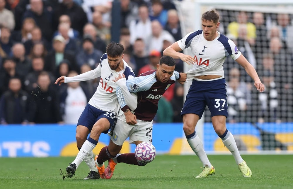 สเปอร์ส พบ แอสตันวิลลา