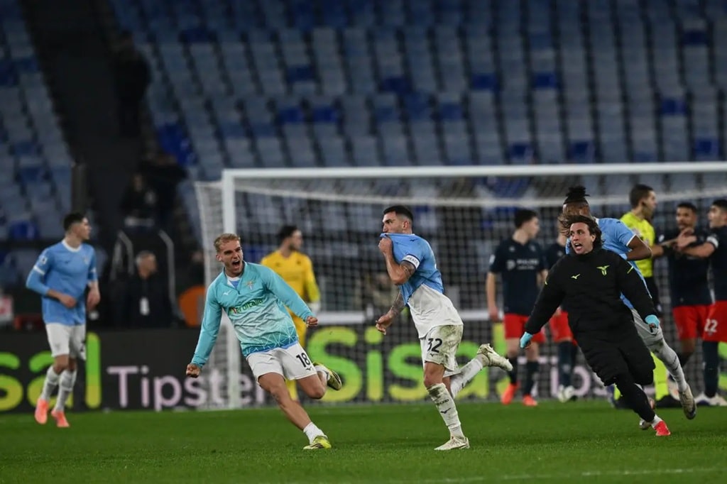 ลาซิโอพลิกกลับมาชนะเจนัว 3-2