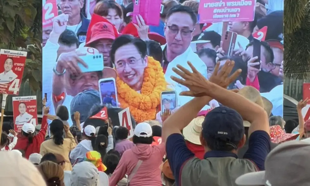 นับหมื่นคนเข้าร่วมชุมนุมใหญ่พรรคเพื่อไทย ที่แม่จัน จ.เชียงราย