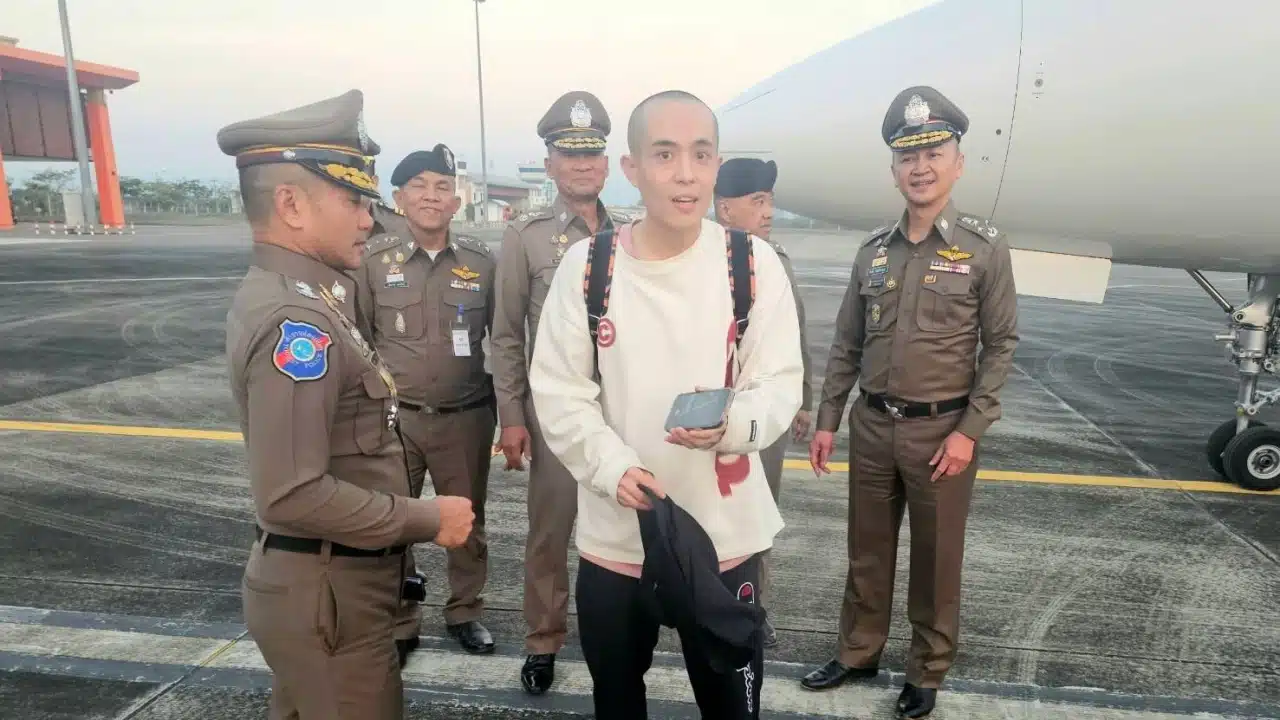 ตำรวจจับกุมนักต้มตุ๋นชาวจีนที่อินเตอร์โพลออกหมายจับแดง