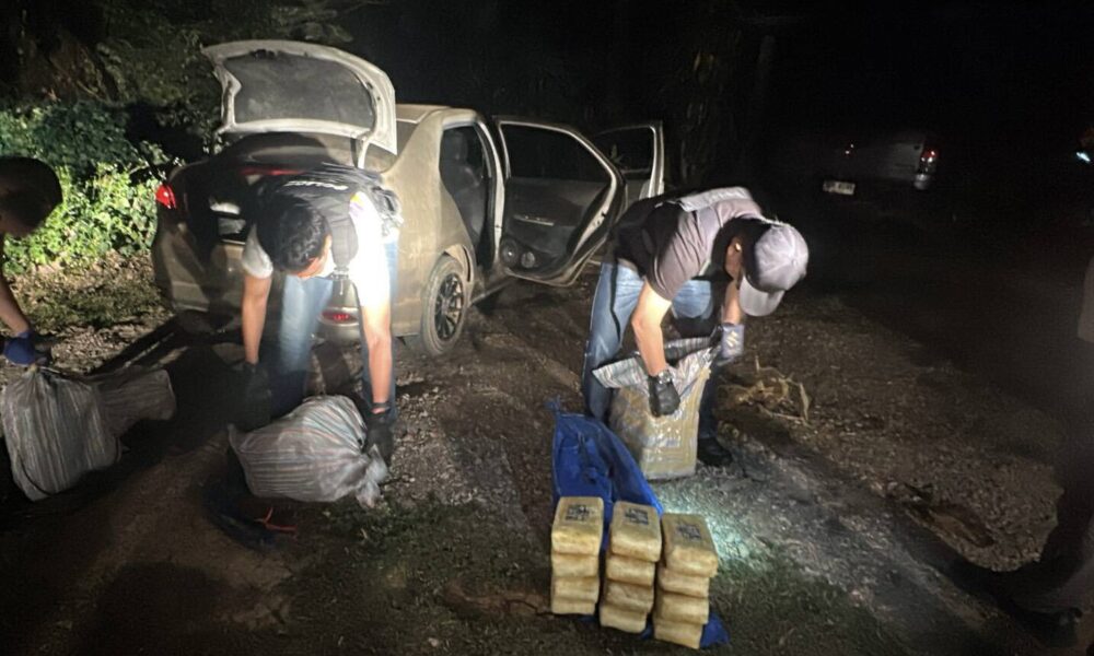 ตำรวจเชียงรายจับกุมชาย 2 คน ฐานลักลอบขนยาบ้า 600,000 เม็ด