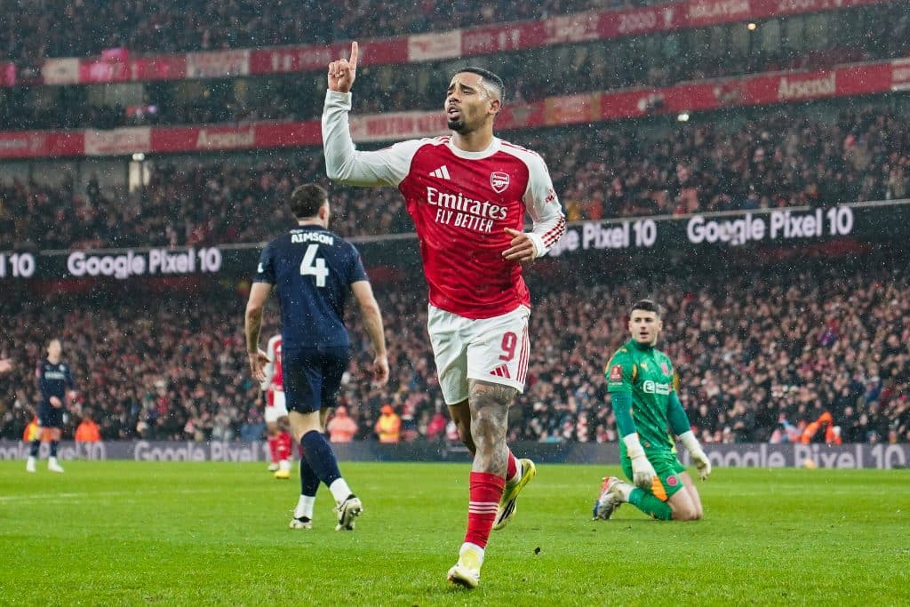 อาร์เซน่อลอัดวิแกน 4-0