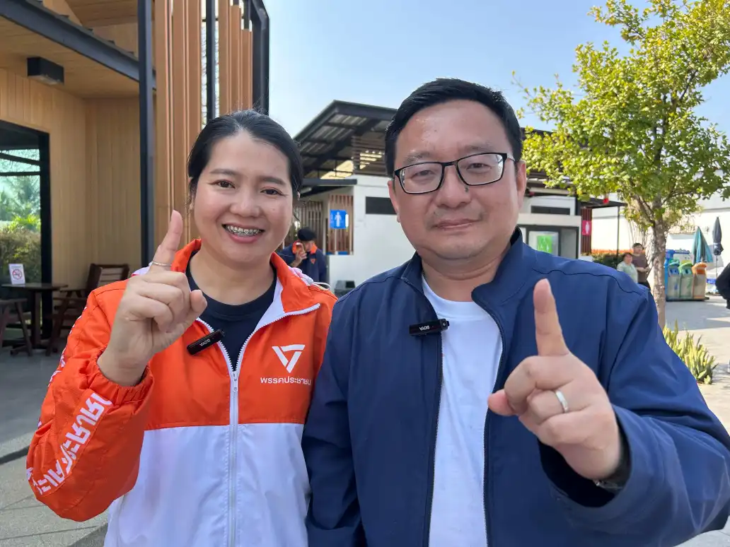 ชัยธวัฒน์ลงพื้นที่หาเสียงในจังหวัดเชียงรายเพื่อสนับสนุนผู้สมัครรับเลือกตั้งสมาชิกสภาผู้แทนราษฎรจากพรรคประชาชน