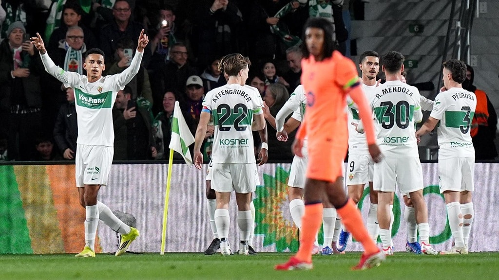 บาร์เซโลนา บุกชนะ เอลเช 3-1