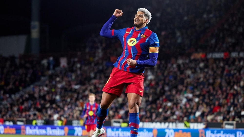 บาร์เซโลนา พลิกเกมเฉือนอัลบาเซเต้ 2-1