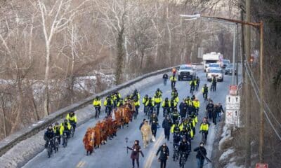 พระภิกษุสงฆ์เสร็จสิ้น “การเดินเพื่อสันติภาพ” ระยะทาง 2,300 ไมล์ ในกรุงวอชิงตัน ดี.ซี.