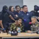 มือปืนที่ทำให้ปทุมธานีผวาเข้ามอบตัว ตำรวจเผยขอโทษและย้ำไม่คิดทำร้ายเด็ก