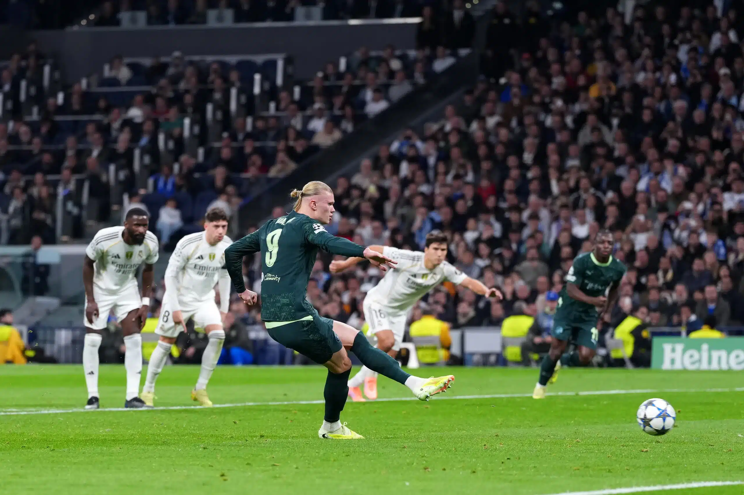 แมนเชสเตอร์ ซิตี้ แพ้ เรอัล มาดริด 2-1