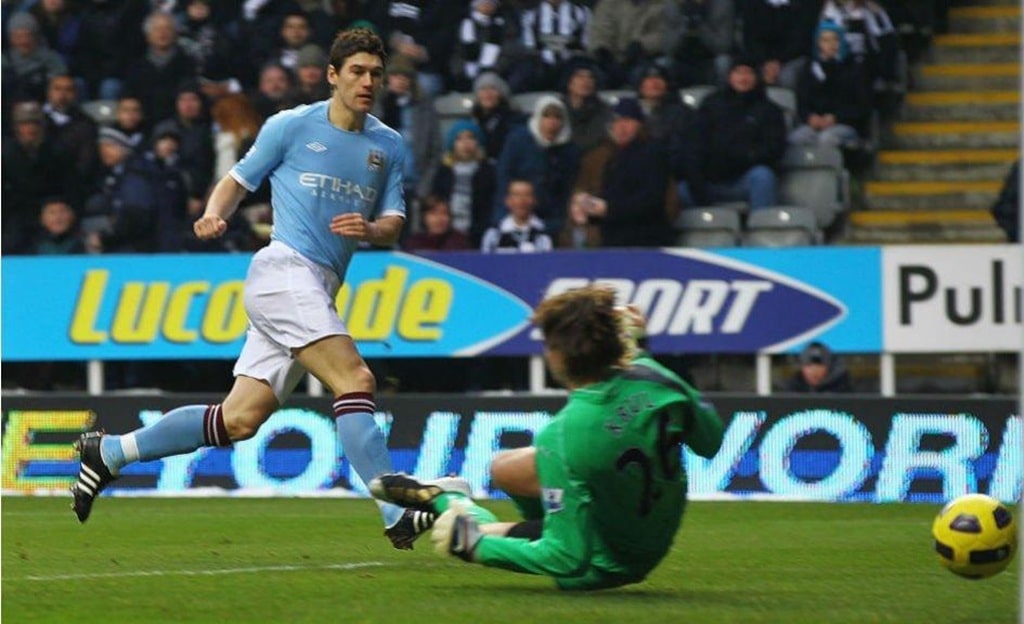 แมนเชสเตอร์ ซิตี้ พบ นิวคาสเซิล 3-1