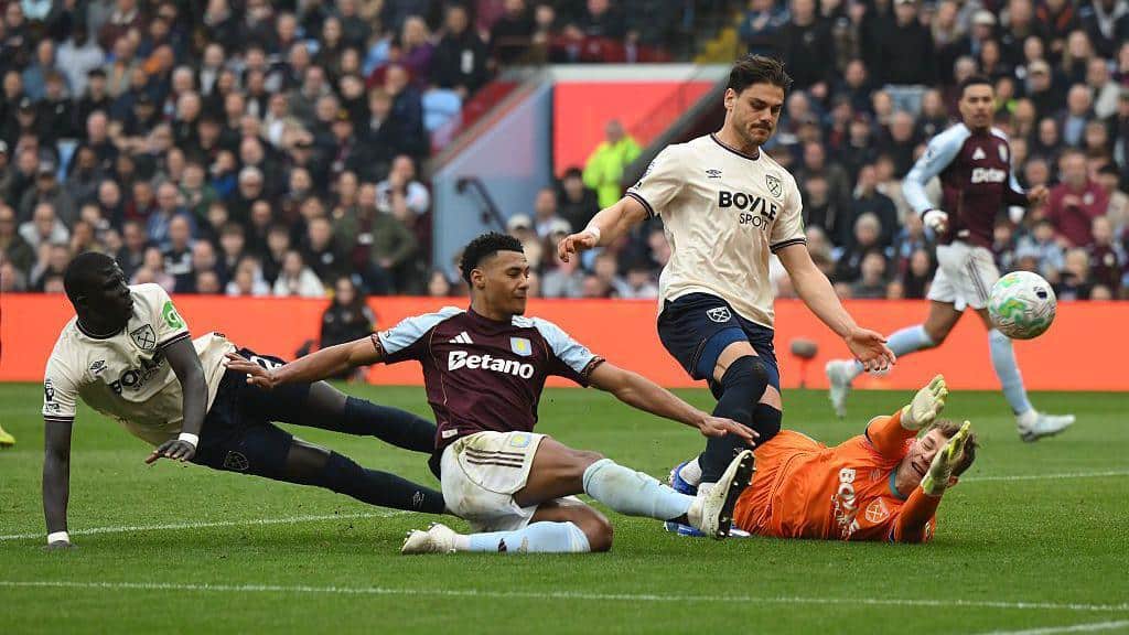 แอสตัน วิลล่า เอาชนะ เวสต์แฮม 2-0
