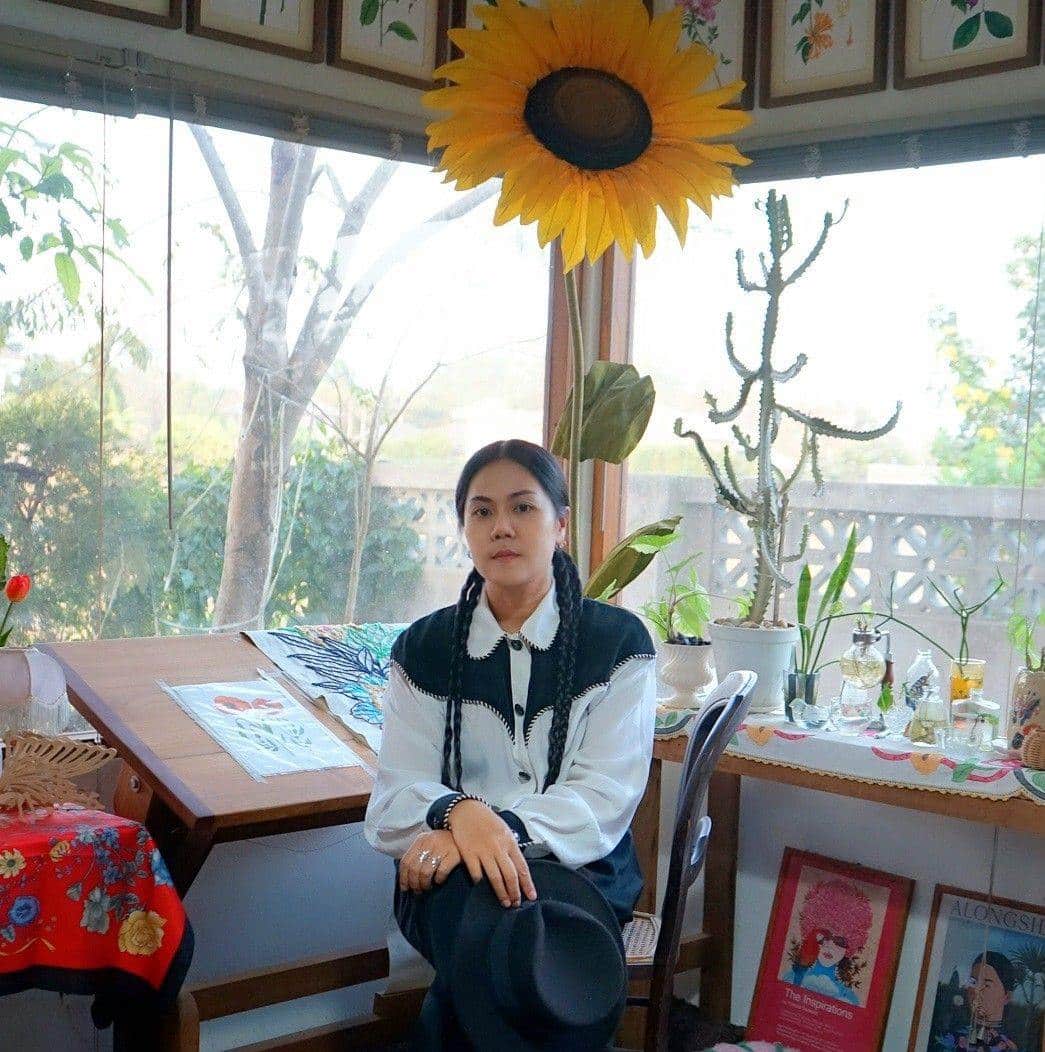 นเชิญทุกท่านเข้าร่วมชมนิทรรศการ องค์ประกอบแห่งธรรมชาติ โดย พุทธรักษ์ ดาสาดา วันที่ 14 มีนาคม 2569