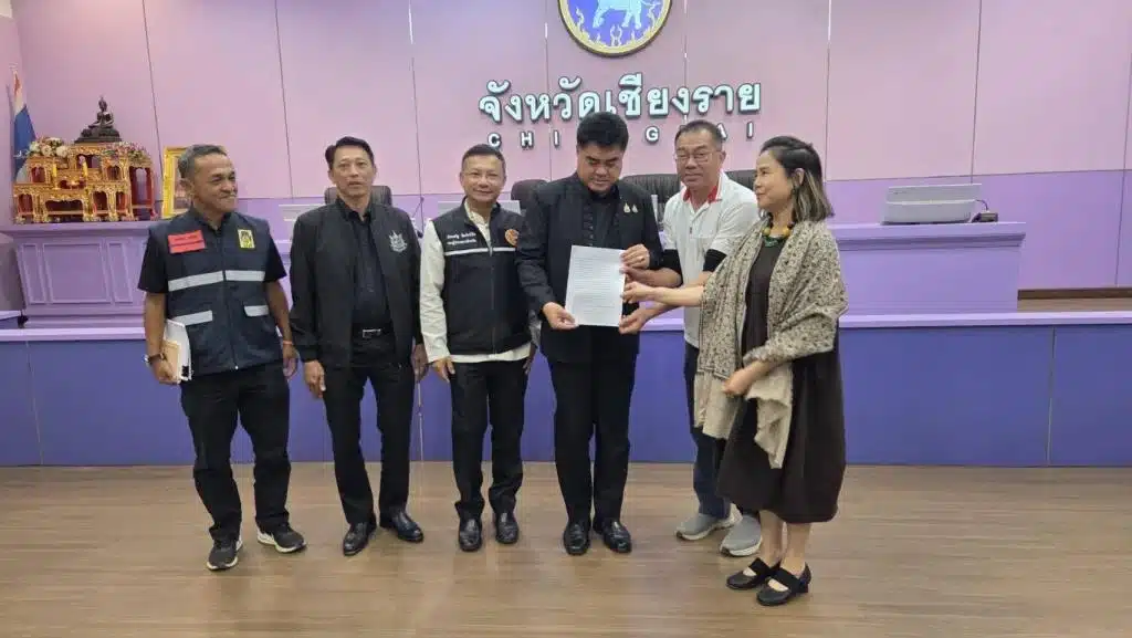 ชาวบ้านในจังหวัดเชียงรายได้ยื่นคำร้องต่อรัฐบาลให้แก้ไขปัญหาการปนเปื้อนสารหนูในแม่น้ำ