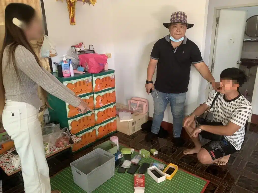 ตำรวจทลายแก๊งหลอกลวงในช้างแสน จังหวัดเชียงราย