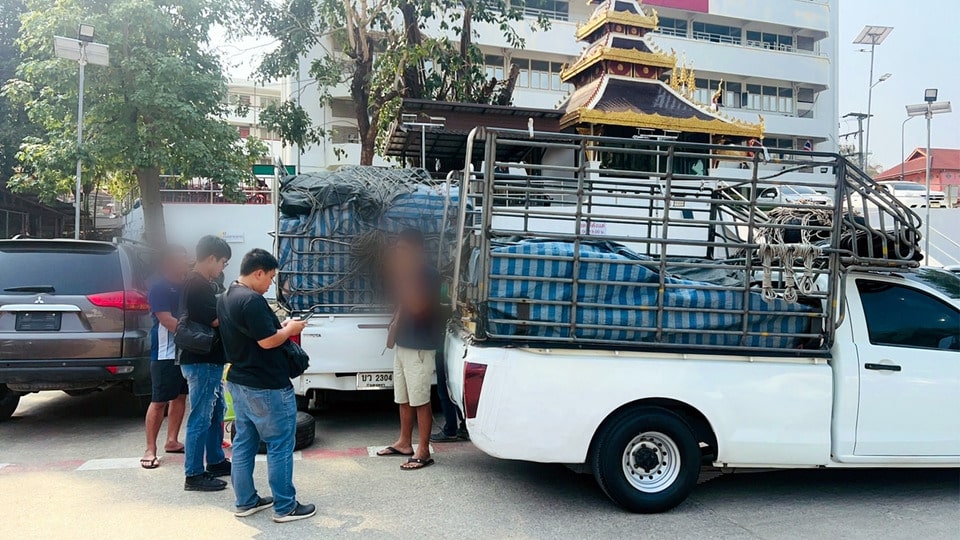 รวบคู่สามีภรรยาคดีฉ้อโกงในเชียงราย เจอปืนลูกโม่ .38 ทำเองคาตัว