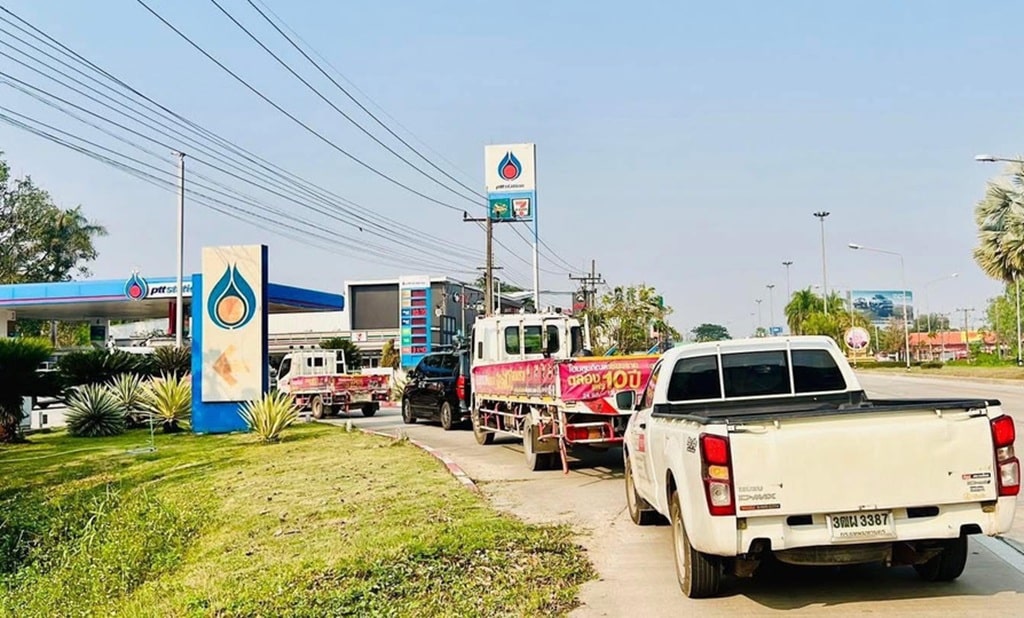 ปั๊มน้ำมันในจังหวัดเชียงรายน้ำมันดีเซลและน้ำมันเบนซิน 95 หมด