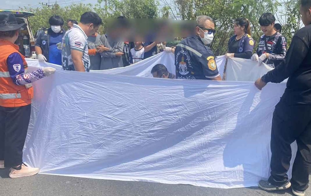 รถยนต์ชนกับรถจักรยานยนต์ในจังหวัดพะเยา ส่งผลให้พี่น้องสองคนเสียชีวิต