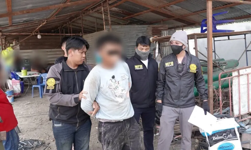ตำรวจจับกุมพ่อวัย 40 ปี ในข้อหาล่วงละเมิดทางเพศลูกสาววัยเยาว์