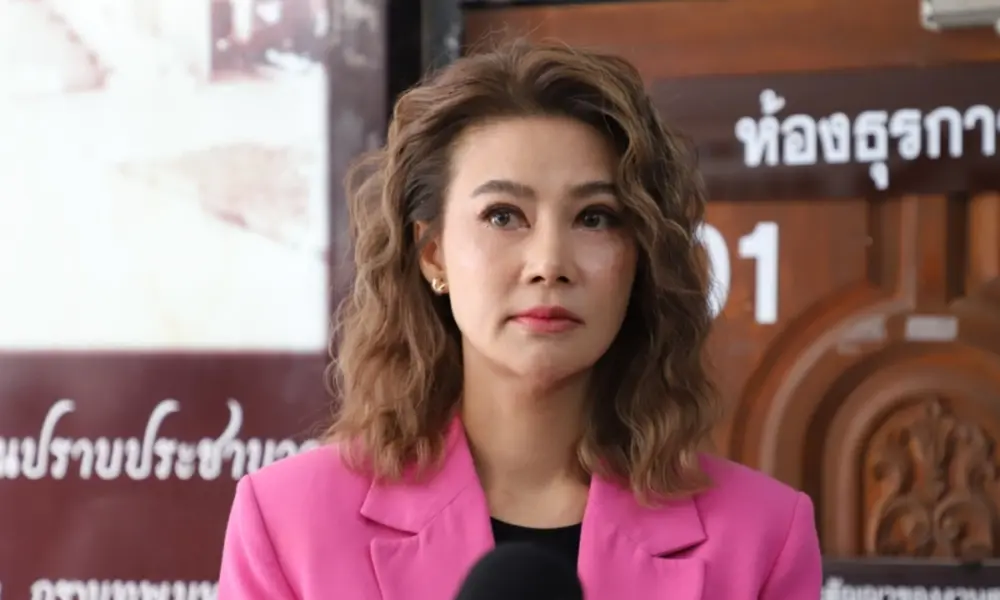"ปู มัณฑนา" เข้ารับทราบข้อหา หมิ่นประมาท "หนุ่ม กรรชัย" บอกถูกกลั่นแกล้ง และไม่ใช่ฝ่ายเริ่มก่อน