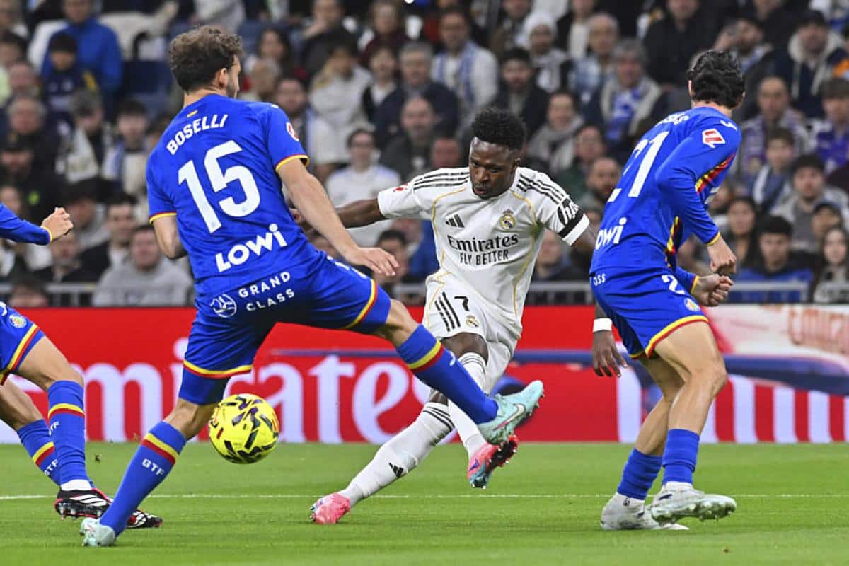 เรอัล มาดริด ถล่ม เอลเช่ ซีเอฟ 4-1