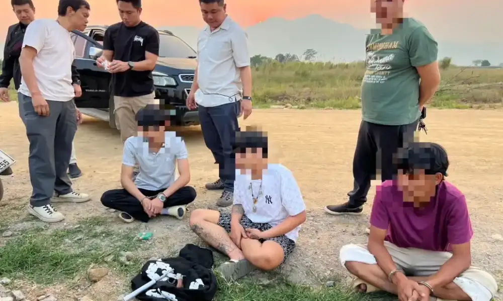 เจ้าหน้าที่พบวัยรุ่น 6 คน พร้อมปืนทำเองและกระสุนปืน ในแม่สาย จังหวัดเชียงราย