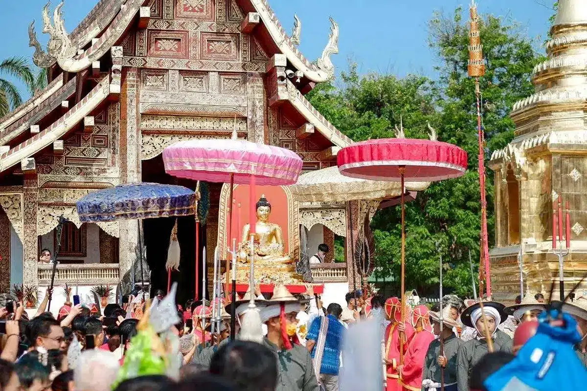 วิกฤตฝุ่นพิษ-น้ำมันแพง พ่นพิษสงกรานต์ภาคเหนือ ททท. เผยยอดจองที่พักวูบหนัก