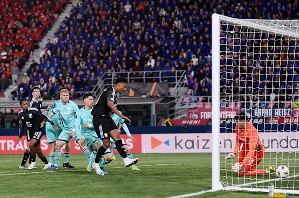 สิงห์ผงาดบุกสยบโบโลญญ่า 3-1