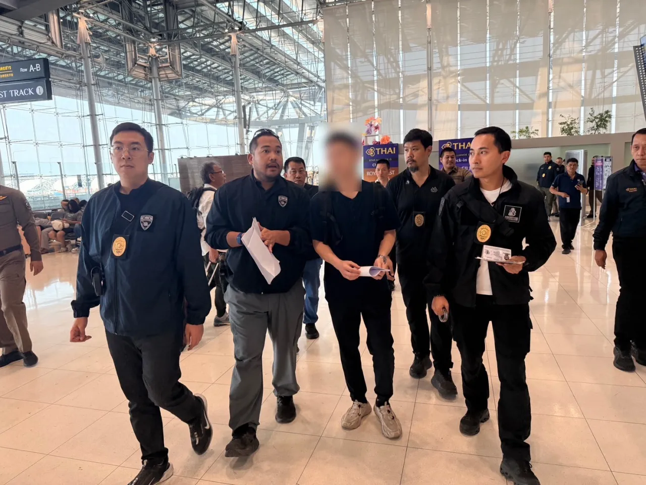 อินเตอร์โพลจับกุมเจ้าพ่อค้ายาเสพติดชาวแคนาดา ที่สนามบินสุวรรณภูมิ
