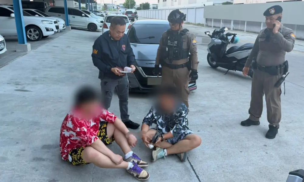 ชายชาวจีนสองคนถูกจับกุมในกรุงเทพฯ ในข้อหาปล้นร้านทองที่โคราช