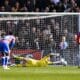 คริสตัล พาเลซ พลิกนรกแซงชนะ นิวคาสเซิล 2-1 คาสนามเซลเฮิสต์พาร์ก