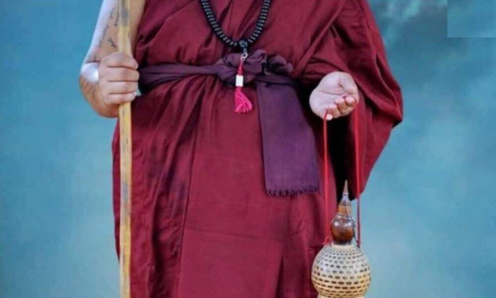 เจ้าอาวาสวัดชื่อดังแห่งหนึ่งในลำพูนถูกกล่าวหาว่าล่วงละเมิดทางเพศพระภิกษุที่เพิ่งบวชใหม่
