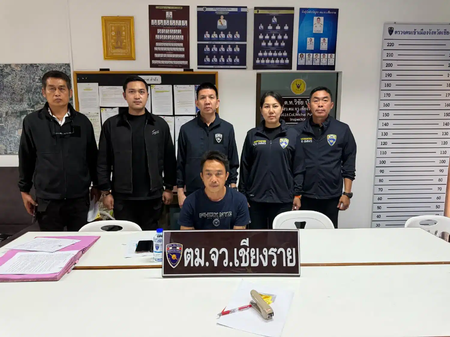 ตม.เชียงรายรวบหนุ่มใหญ่แก๊งขนคนจีนข้ามชาติ พบประวัติไม่ธรรมดา