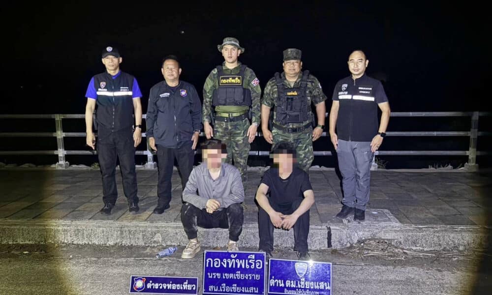 ด่วน! ทหารปะทะเดือดแก๊งค้ายาชายแดนเชียงราย วิสามัญ 2 ศพ ยึดยาบ้า 2.4 ล้านเม็ด