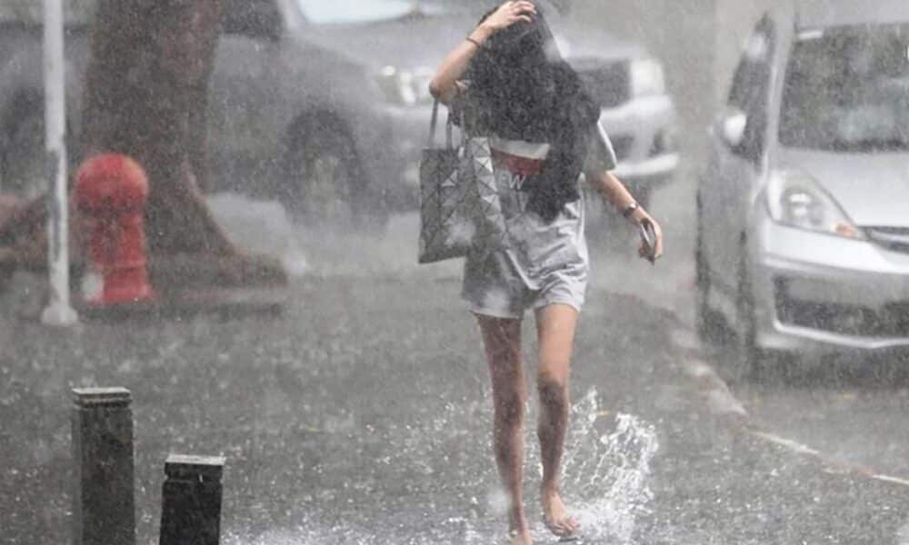 เตือนภัยรับมือพายุ! คาดการณ์ฝนตกหนักทั่วไทย ภาคเหนืออ่วมสุด 60% เชียงรายต้องเฝ้าระวังลมกระโชกแรง