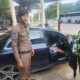 จับกุมสาวขับเบนซ์หรูสวมทะเบียนปลอมที่เชียงราย อ้างแฟนหนุ่มให้มาใช้