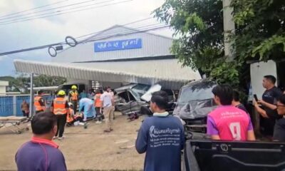 การไล่ล่าของตำรวจจบลงด้วยความหายนะ เมื่อผู้ต้องสงสัยขับรถชนโชว์รูมรถยนต์ในจังหวัดลำปาง