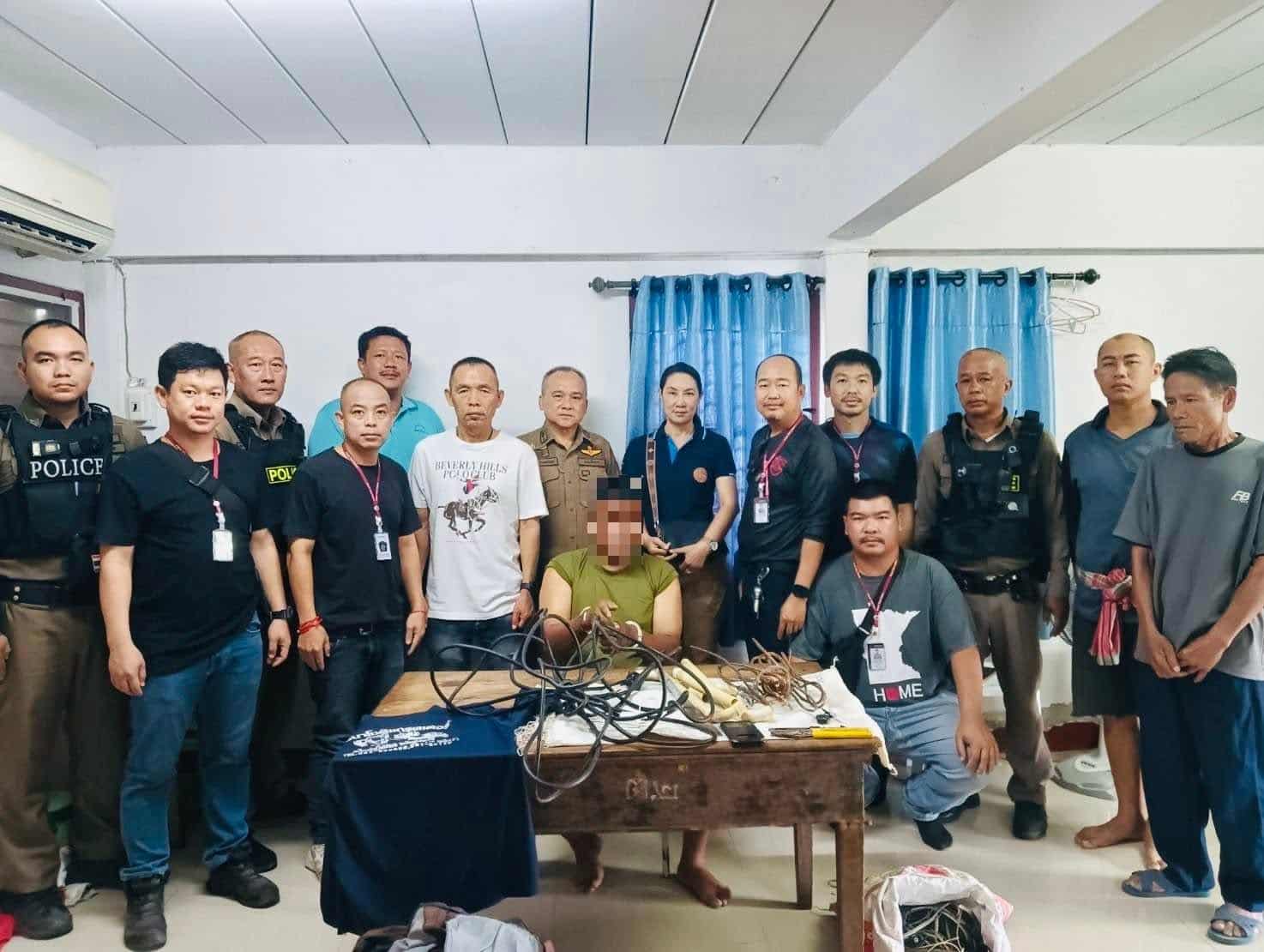 าหนังคาเขา! ชายวัย 55 ปี ถูกจับในข้อหาขโมยสายล่อฟ้าจากระบบประปาของหมู่บ้านในอำเภอพาน จังหวัดเชียงราย