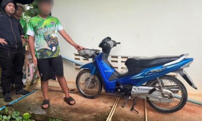 เด็กชายอายุ 16 ปี ถูกจับกุมในข้อหาขโมยรถจักรยานยนต์ช่วงดึกในเชียงแสน จังหวัดเชียงราย