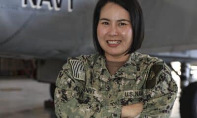 จากมหาสารคามสู่กองทัพเรือสหรัฐฯ: เรื่องราวของทหารหญิงไทย ผู้สนับสนุนภารกิจฝูงบินขับไล่ F-35C