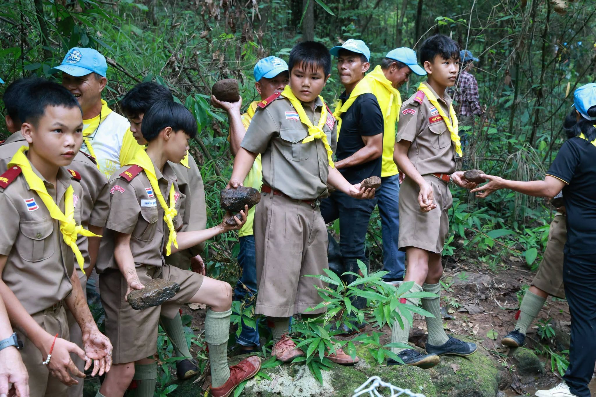จังหวัดเชียงรายฝึกอบรมเยาวชนกว่า 500 คนเพื่อปกป้องป่าและลุ่มน้ำ