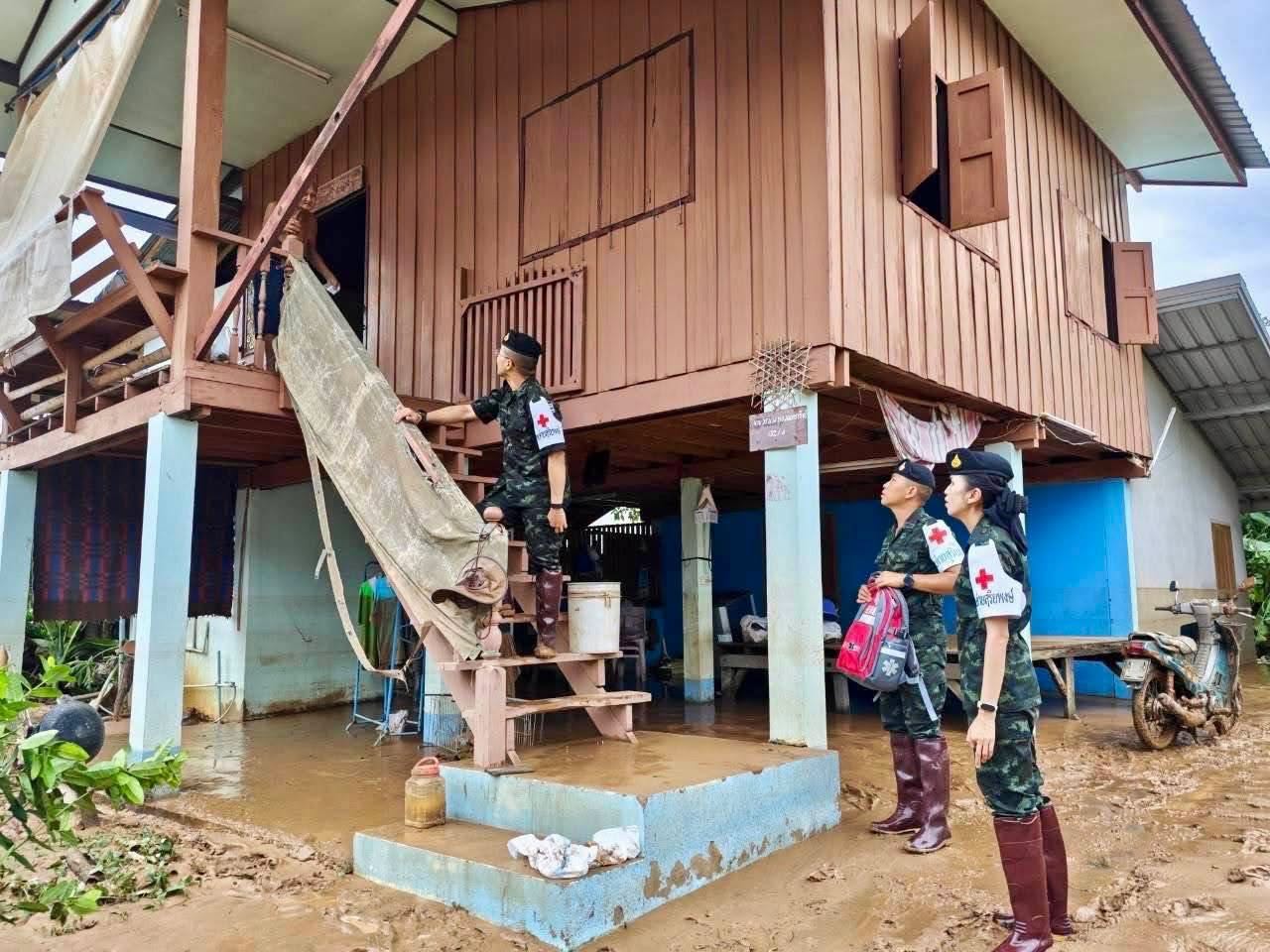 จังหวัดน่านกำลังฟื้นตัวหลังจากน้ำท่วมสร้างความเสียหายให้กับบ้านเรือน 21,000 หลัง