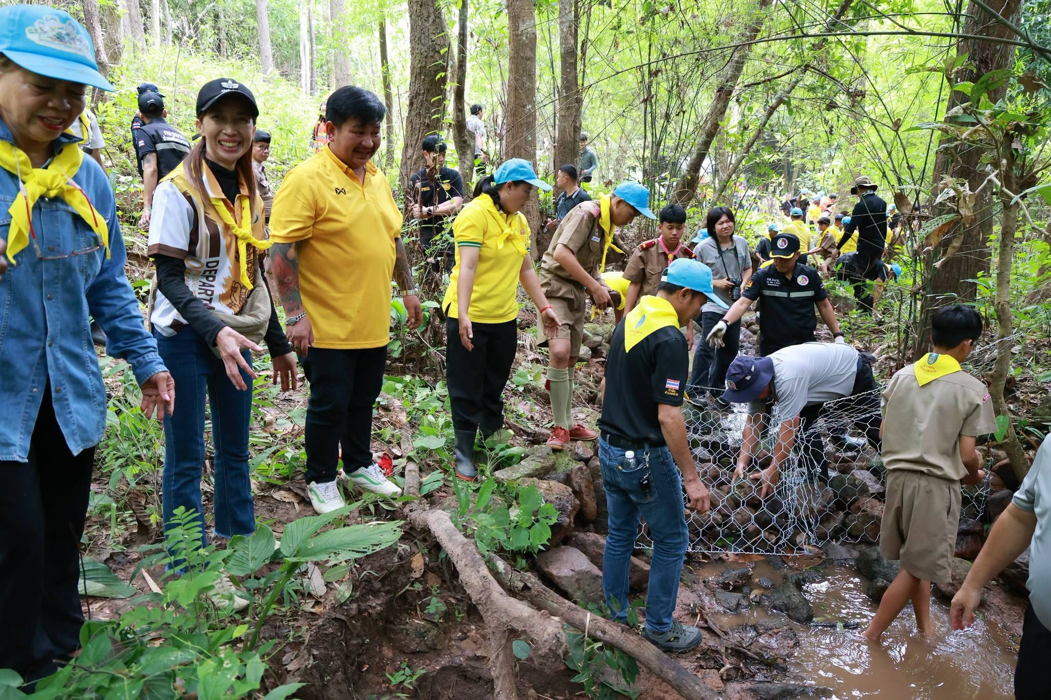 จังหวัดเชียงรายฝึกอบรมเยาวชนกว่า 500 คนเพื่อปกป้องป่าและลุ่มน้ำ