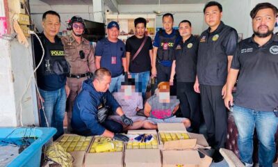 ระทึกเชียงราย! รวบ 2 หนุ่มซุกยาบ้า 6 แสนเม็ด ร้านส่งพัสดุเอะใจกล่องหนักผิดปกติ