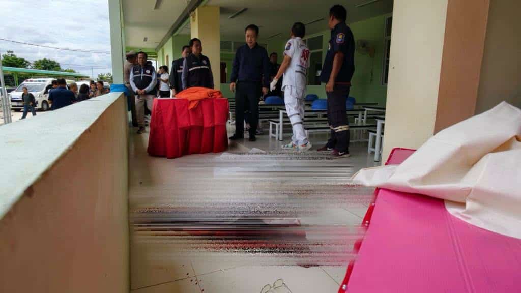 ด่วน! ตำรวจบุกยิงภรรยาดับคาโรงอาหารโรงเรียนอนุบาลชลบุรี เด็ก 44 คนปลอดภัย