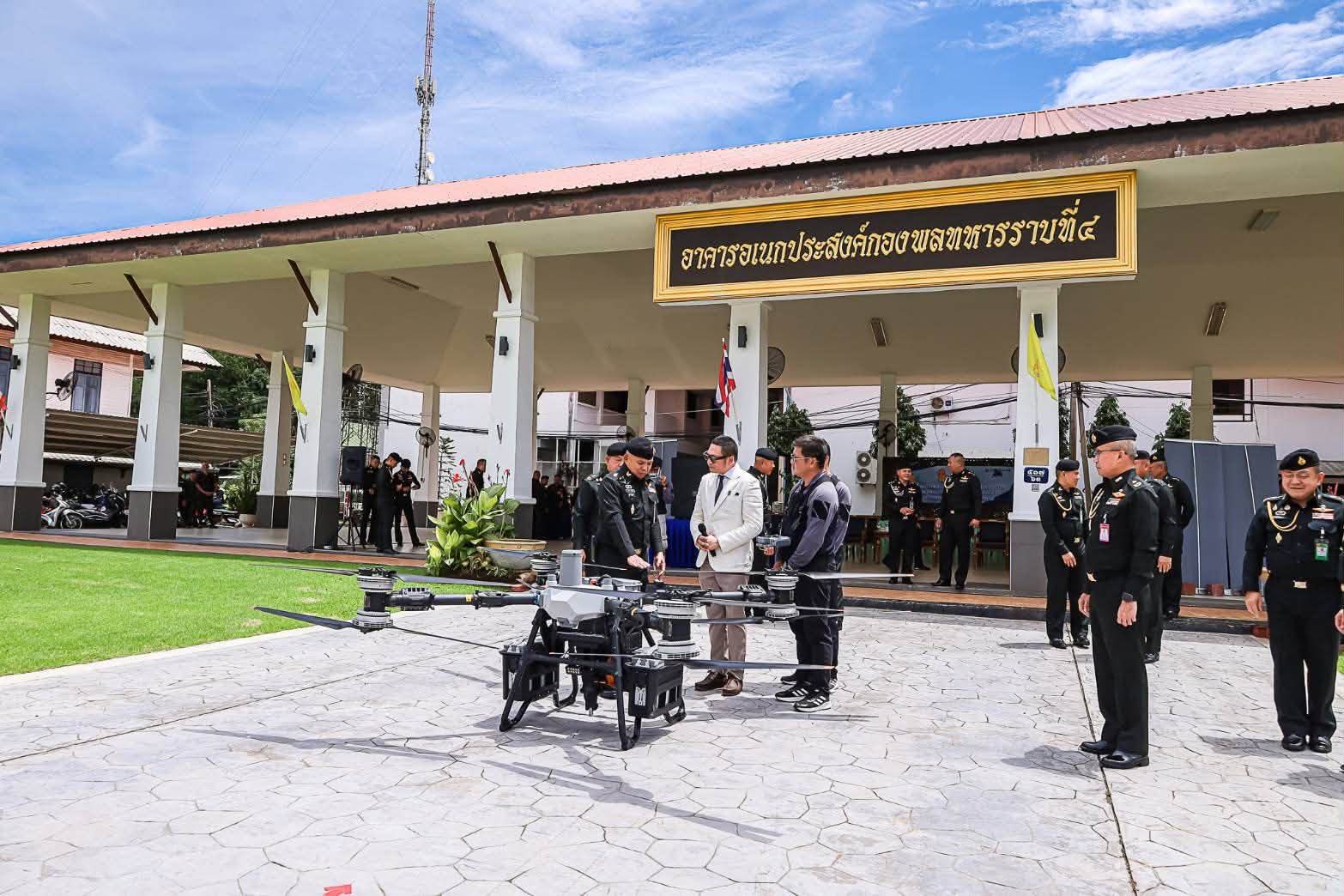 กองทัพบกไทยรับมอบโดรน DJI Flycart 100 เพื่อใช้ในการบรรเทาภัยพิบัติในจังหวัดเชียงราย