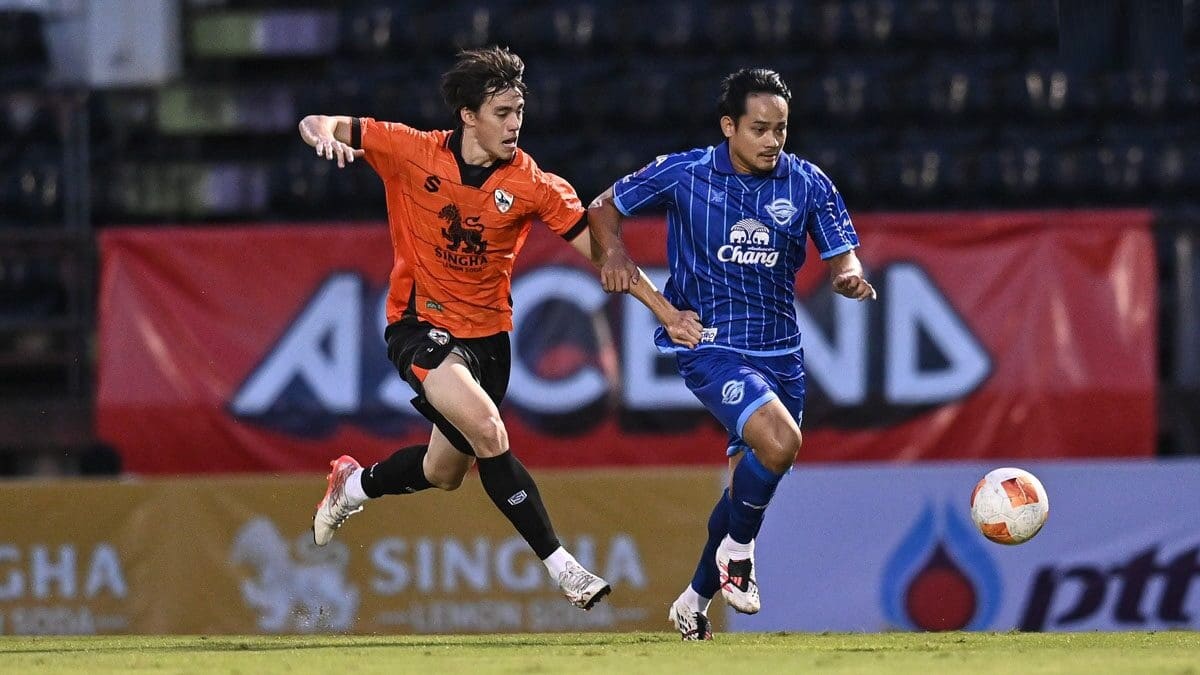 เปิดฤดูกาลสุดระทึก! สิงห์ เชียงราย ยูไนเต็ด เปิดบ้านเชือด ชลบุรี เอฟซี 1-0 ประเดิมศึกไทยลีก 2026-27